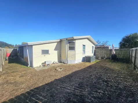8110 Se Eagle Avenue Hobe Sound FL 33455