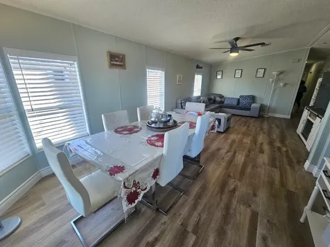 8110 Se Eagle Avenue Hobe Sound FL 33455