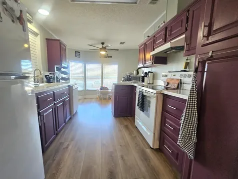 8110 Se Eagle Avenue Hobe Sound FL 33455