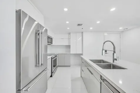 665 Ne 25th Street Miami FL 33137