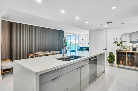665 Ne 25th Street Miami FL 33137