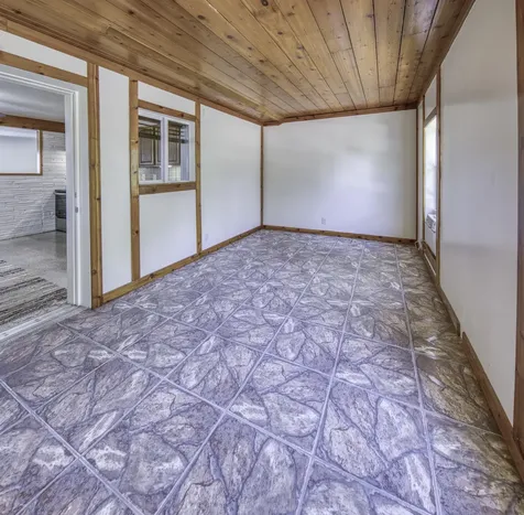 341 Pinewood Street Lantana FL 33462