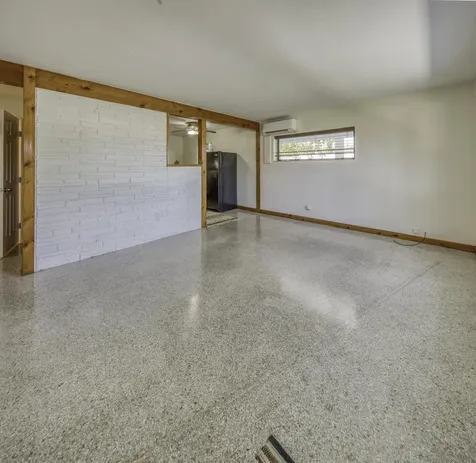 341 Pinewood Street Lantana FL 33462