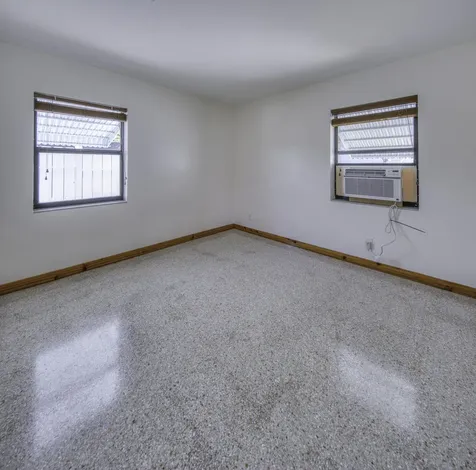 341 Pinewood Street Lantana FL 33462