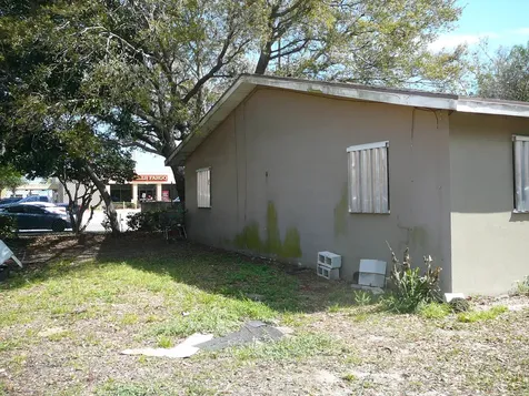 510 Gardenia Avenue Fort Pierce FL 34982
