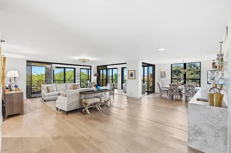 7575 Imperial Drive Boca Raton FL 33433