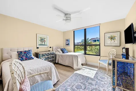 7575 Imperial Drive Boca Raton FL 33433