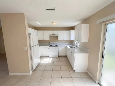 1118 Se Proctor Lane Port Saint Lucie FL 34983