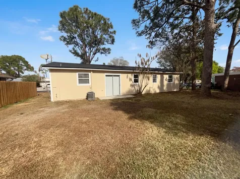 1118 Se Proctor Lane Port Saint Lucie FL 34983