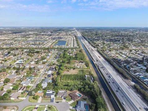 5387 80th Trail Lake Worth FL 33467