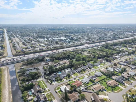 5387 80th Trail Lake Worth FL 33467