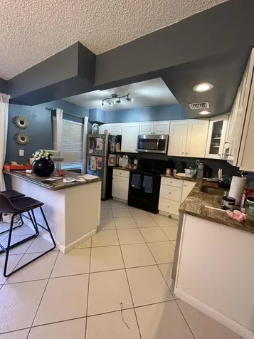 818 Sandtree Drive Palm Beach Gardens FL 33403