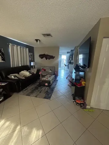 818 Sandtree Drive Palm Beach Gardens FL 33403