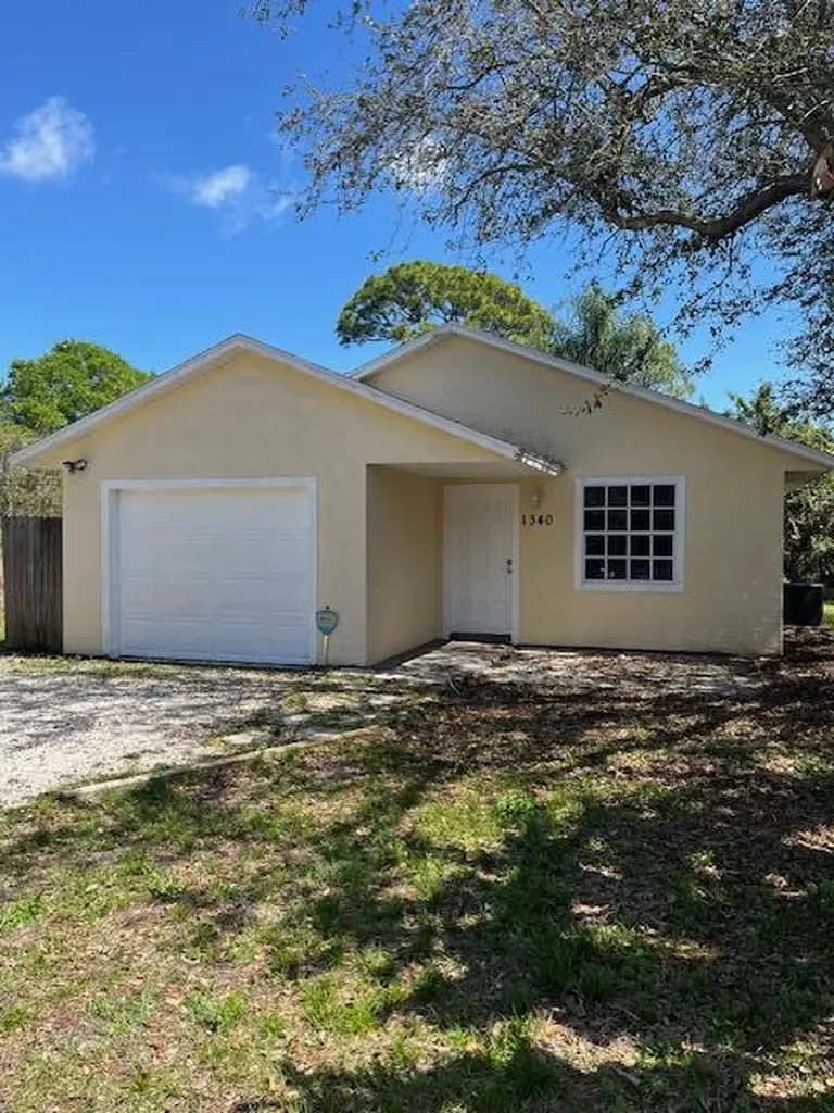 1340 18th Avenue Vero Beach FL 32962