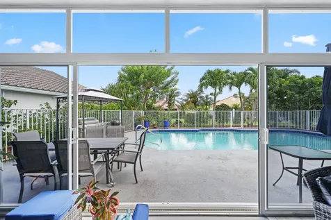 2532 Egret Lake Drive Greenacres FL 33413