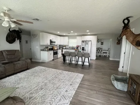 16605 Nw 32nd Avenue Okeechobee FL 34972