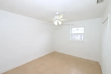 2405 Melon Court Fort Pierce FL 34982