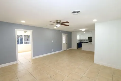 2405 Melon Court Fort Pierce FL 34982