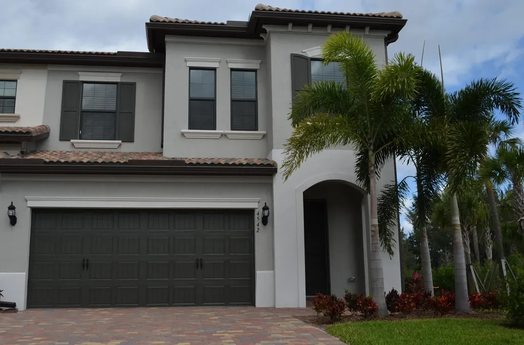 4542 San Fratello Circle Lake Worth FL 33467