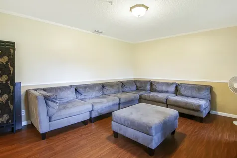 1198 Se Petunia Avenue Port Saint Lucie FL 34952