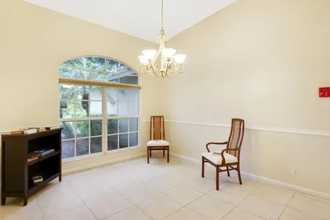 1198 Se Petunia Avenue Port Saint Lucie FL 34952