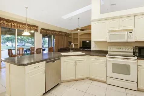 1198 Se Petunia Avenue Port Saint Lucie FL 34952