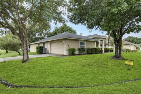 1198 Se Petunia Avenue Port Saint Lucie FL 34952