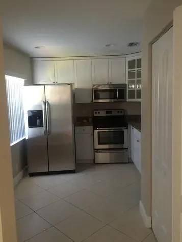 5337 Jog Lane Delray Beach FL 33484