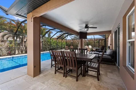 537 Sw Laconic Avenue Port Saint Lucie FL 34953