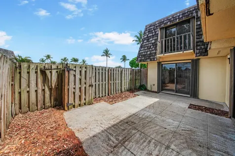 388 Lake Arbor Drive Palm Springs FL 33461