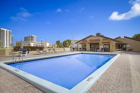 1036 Us Highway 1 North Palm Beach FL 33408