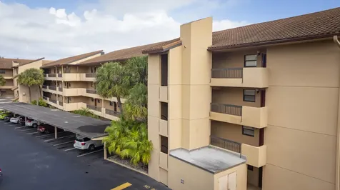 1036 Us Highway 1 North Palm Beach FL 33408