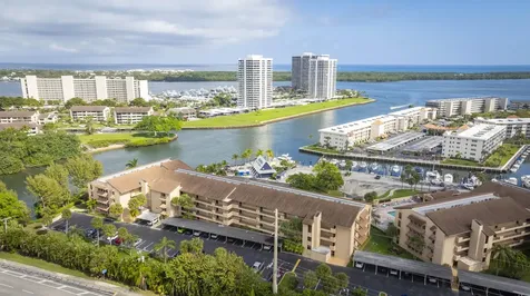 1036 Us Highway 1 North Palm Beach FL 33408