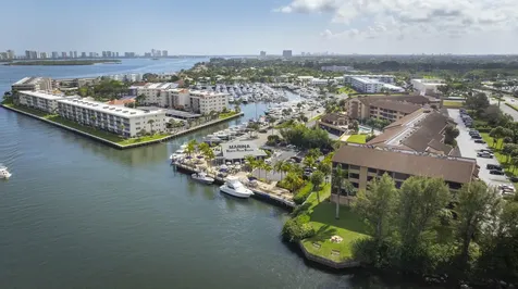 1036 Us Highway 1 North Palm Beach FL 33408