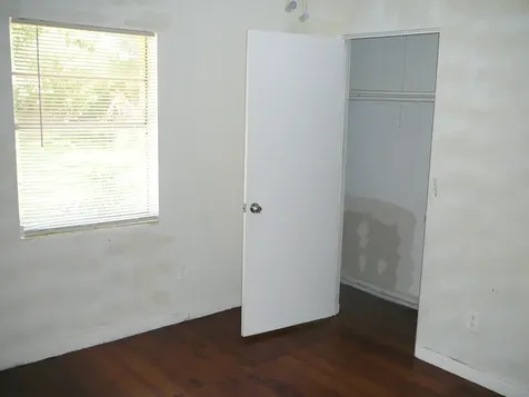 512 S 25th Street Fort Pierce FL 34950