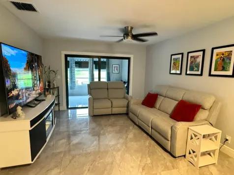 163 Lake Susan Lane West Palm Beach FL 33411
