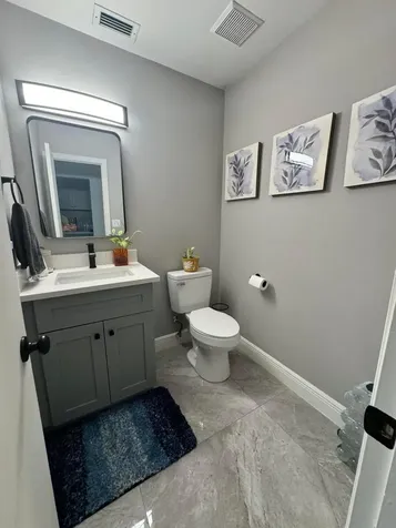 163 Lake Susan Lane West Palm Beach FL 33411