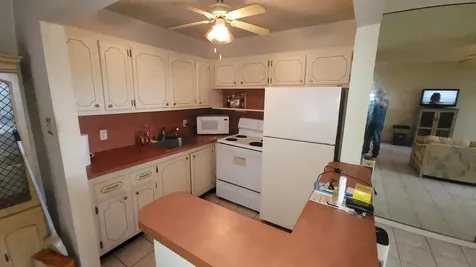 21 Norwich A West Palm Beach FL 33417