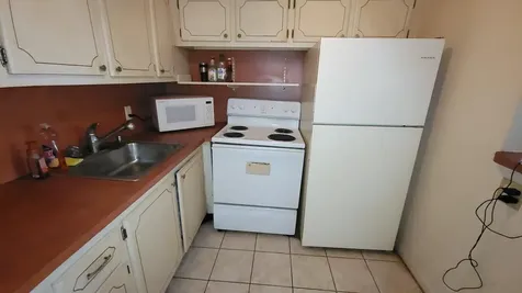 21 Norwich A West Palm Beach FL 33417
