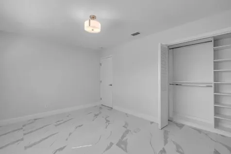 465 Nw 11th Street Street Boca Raton FL 33432