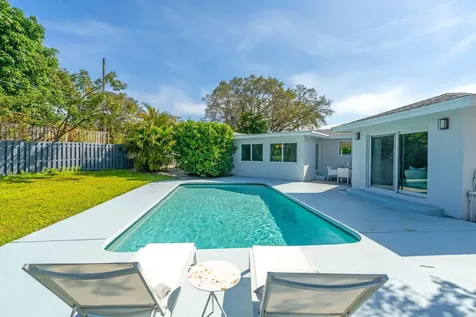 465 Nw 11th Street Street Boca Raton FL 33432