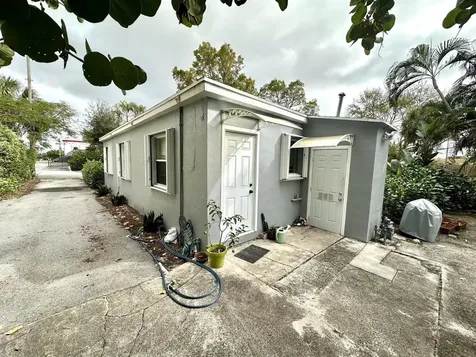 1147 15th Avenue Lake Worth Beach FL 33460