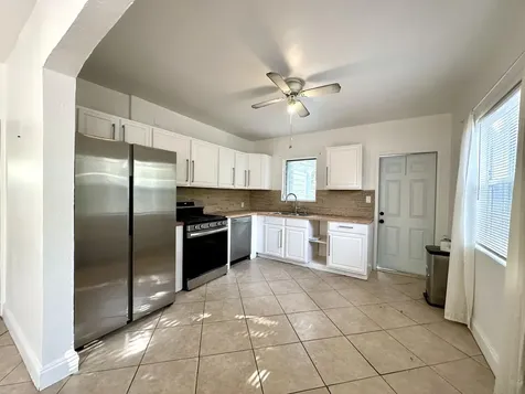 1147 15th Avenue Lake Worth Beach FL 33460