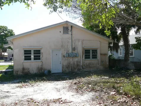 1400 Delaware Avenue Fort Pierce FL 34950