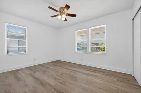 933 30th Court West Palm Beach FL 33407