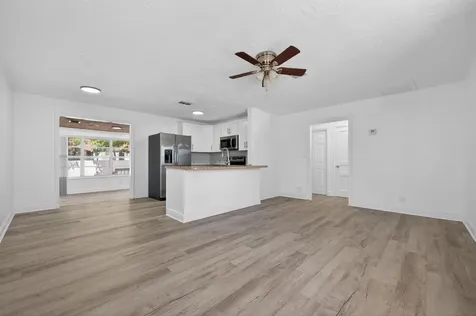 933 30th Court West Palm Beach FL 33407