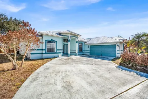 3407 Se Hart Circle Port Saint Lucie FL 34984