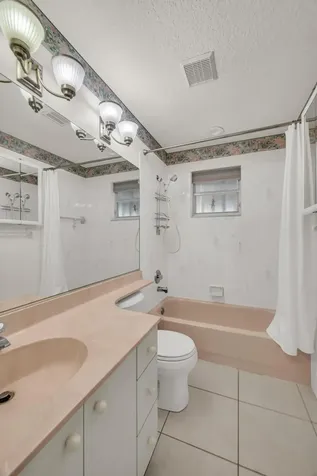 3407 Se Hart Circle Port Saint Lucie FL 34984
