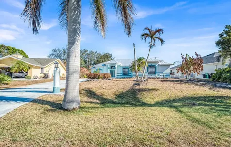 3407 Se Hart Circle Port Saint Lucie FL 34984