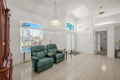 3407 Se Hart Circle Port Saint Lucie FL 34984